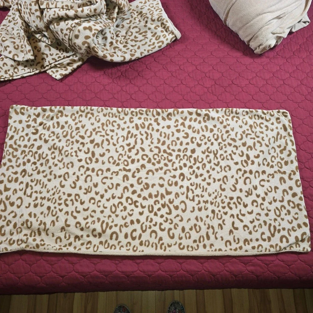 King Size Sheet Set Polar Fleece Cheetah Print Fitted Flat Pillowcase Berkshire